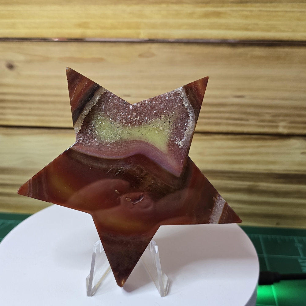 Carnelian Star 4x4" 146g